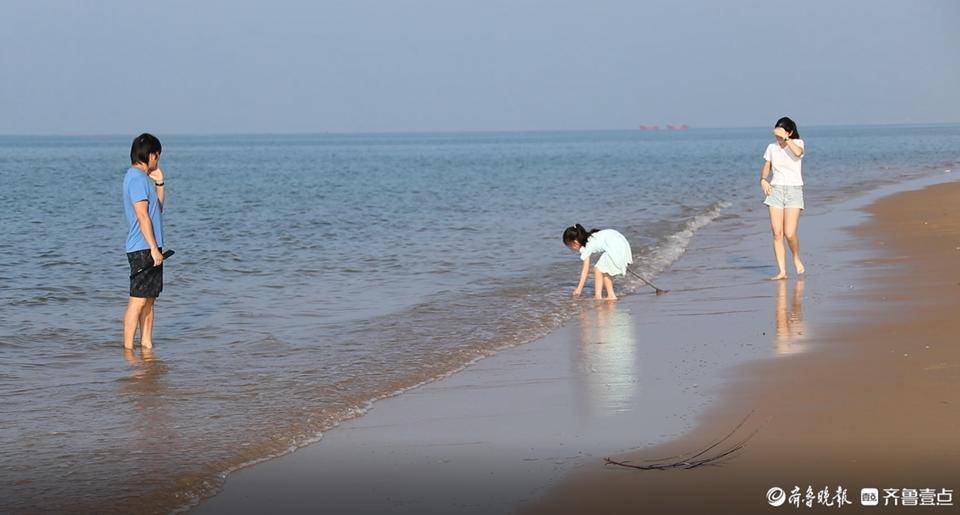 “航海家庭”的十年奇幻漂流：从航海到飞行，再到计划开飞艇学校