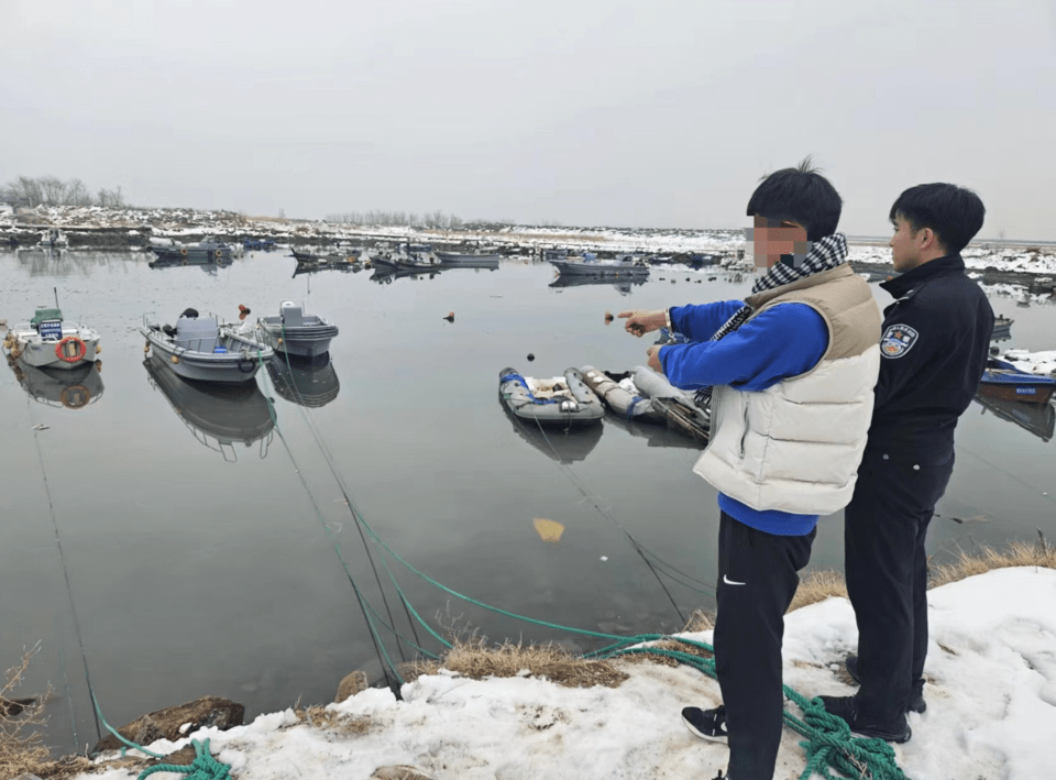 威海海岸警察快速破获一起快艇被盗案